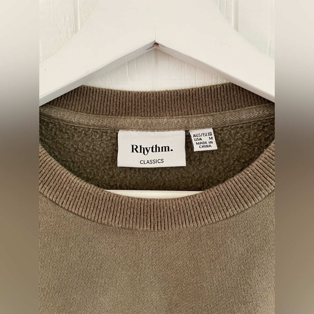 Rhythm. Crewneck Sweater in Olive Green - Like New - Picture 4 of 5